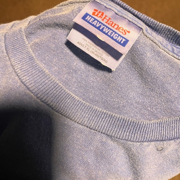 Hanes Heavy Weight Tee “Stylin Shark” - Picture 2 of 3